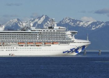 Canada blocks cruise ships for a year, ending Alaska trips