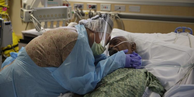 US deaths at brink of 500K, confirming virus’ tragic reach