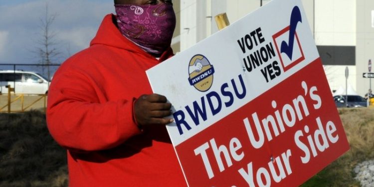 EXPLAINER: What to know about the Amazon union vote