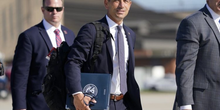 AP sources: SolarWinds hack got emails of top DHS officials