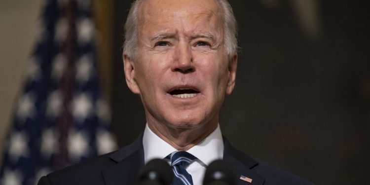 Biden feels heat on emissions goal as climate summit nears