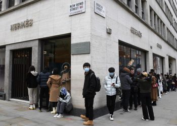 Study: Hope for US boost pushes global luxury goods recovery
