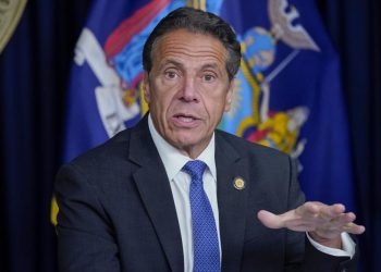 Some donors sticking with Cuomo after harassment allegations