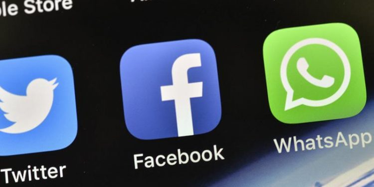 WhatsApp faces EU consumer complaint over privacy update