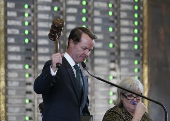 Texas GOP advances voting bill after Democrats’ holdout ends