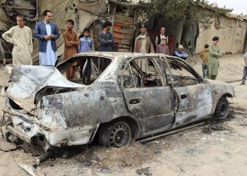 Rockets fired at Kabul airport but US flights continue