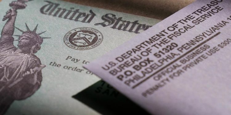 White House, Democrats tangle over Biden bid to raise taxes