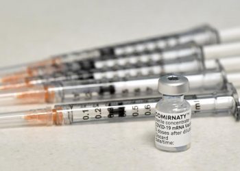 EU regulator evaluating if COVID vaccine booster is needed