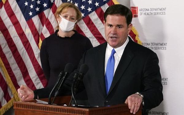 Judge blocks Arizona laws banning school, city mask mandates