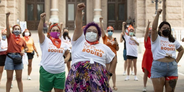 Texas abortion law foes target lawmakers’ corporate donors