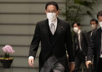 Japan new PM to seek fresh mandate to handle virus, economy