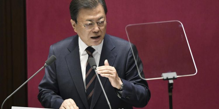 South Korea’s leader vows final push for talks with North