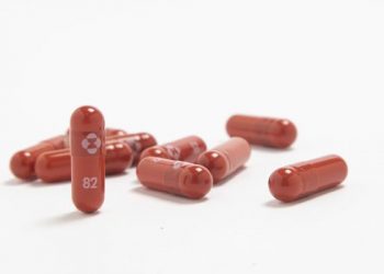 Merck asks US FDA to authorize promising anti-COVID pill