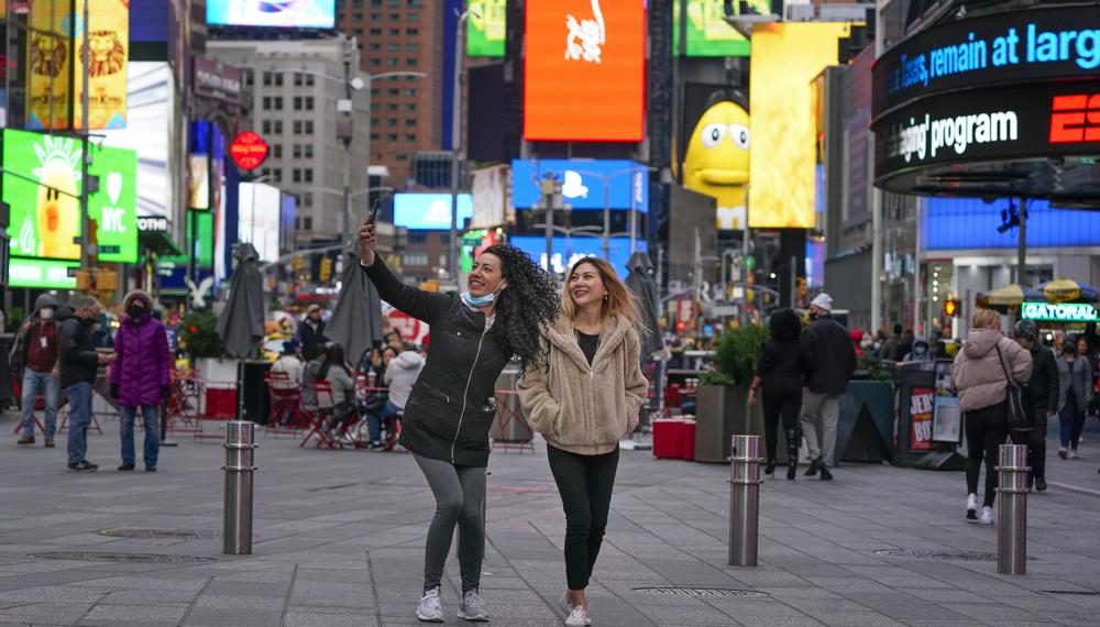 As tourism brightens, Times Square hopes to regain luster