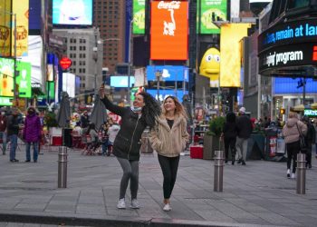 As tourism brightens, Times Square hopes to regain luster