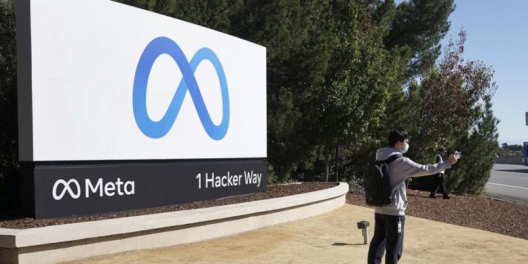 In the middle of a crisis, Facebook Inc. renames itself Meta