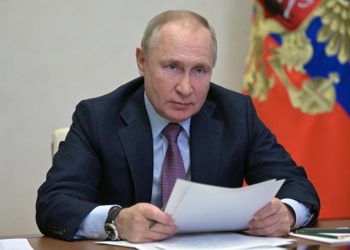 Putin to mull options if West refuses guarantees on Ukraine