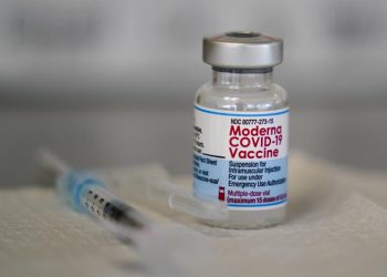 Moderna: Initial booster data shows good results on omicron