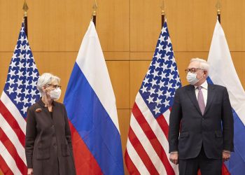 US, Russia hold talks amid tensions linked to Ukraine