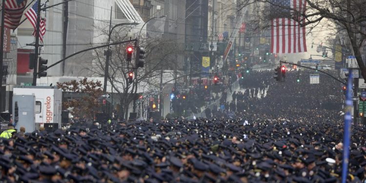 New York gives final salute to slain NYPD officer