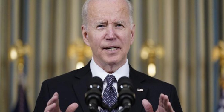 Biden’s budget plan: Higher taxes on rich, lower deficits