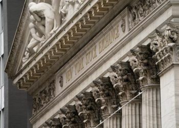 Stocks rally, but still mark their 6th straight losing week