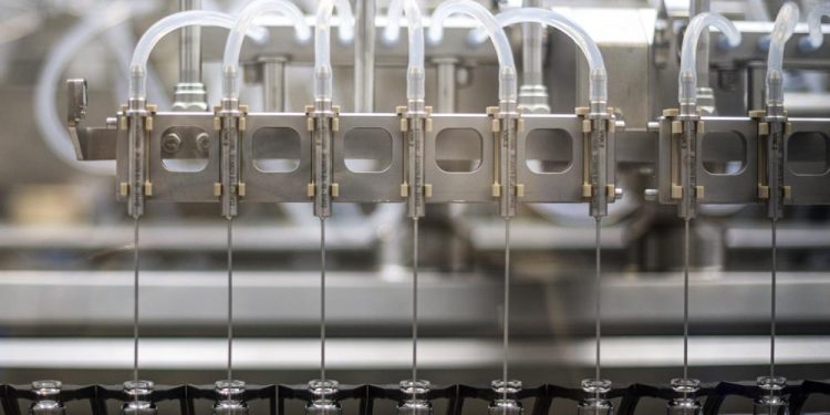 US opens COVID vaccine to little kids; shots begin this week