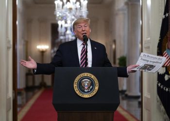 Trump’s Ukraine impeachment shadows war, risks GOP response