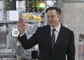 Musk meets pope, uses Twitter to announce the audience