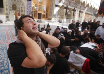 Iraqis heed cleric’s plea to leave streets after clashes