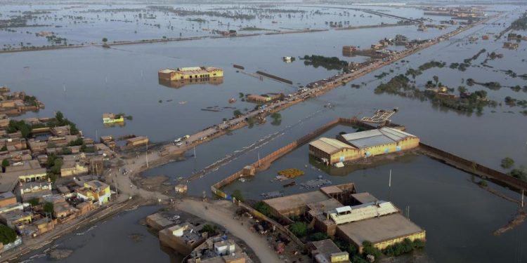 UN seeks $160 million in emergency aid for Pakistan floods