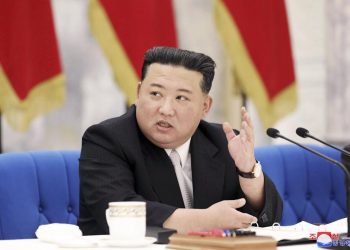 US: Russia to buy rockets, artillery shells from North Korea