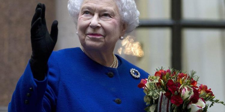 Queen Elizabeth II dead at 96 after 70 years on the throne