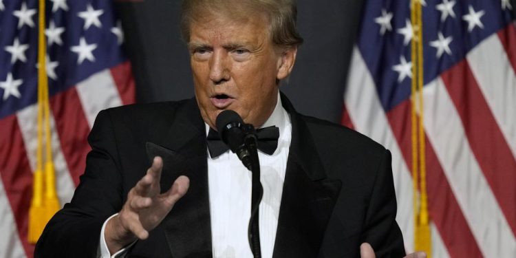 Musk restores Trump’s Twitter account after online poll