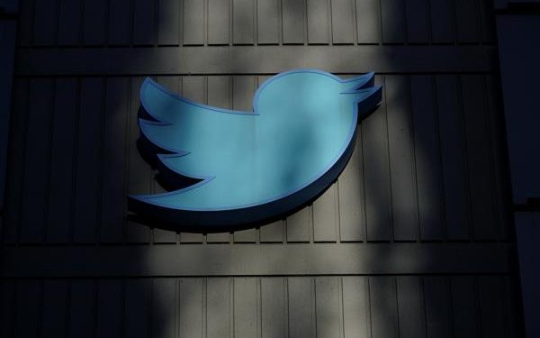 Twitter relaunching subscriber service after debacle