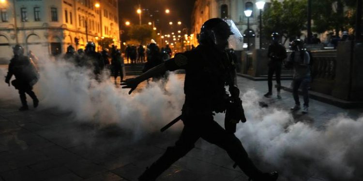 Protests over Peru’s political crisis continue around nation