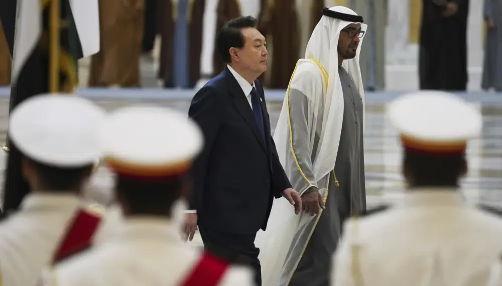 South Korean president travels to UAE, seeks arms sales