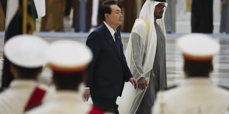 South Korean president travels to UAE, seeks arms sales