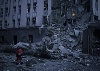 Ukraine faces grim start to 2023 after fresh Russian attacks