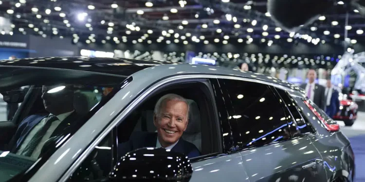 Biden’s next climate hurdle: Enticing Americans to buy green