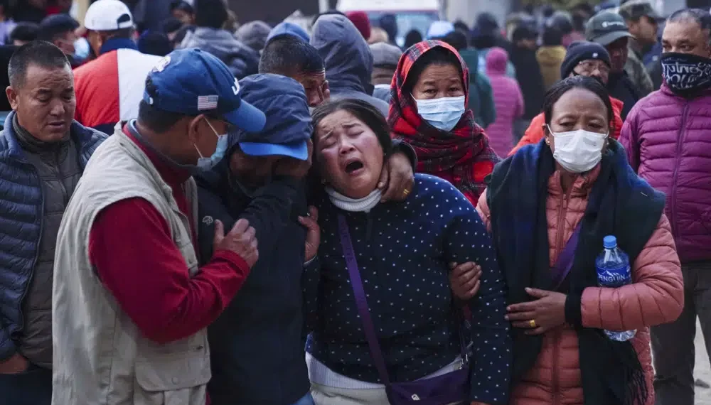 68 dead, 4 missing after plane crashes in Nepal resort town