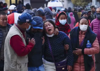 68 dead, 4 missing after plane crashes in Nepal resort town