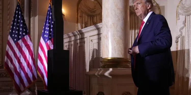 Trump rings in 2023 facing headwinds in his White House run