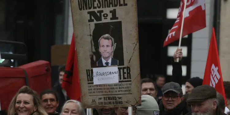 Nearly 1 million French march in 4th day of pension protests