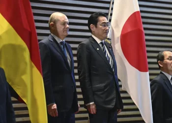 Japan, German leaders agree to strengthen ties, supply chain