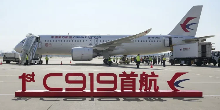 China’s 1st domestically made passenger plane completes maiden commercial flight