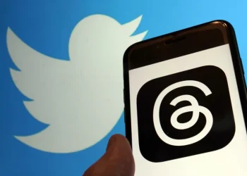 ‘Clone’ or competitor? Users and lawyers compare Twitter and Threads