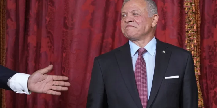 King of Jordan approves a bill to criminalize online speech. Human rights groups call it draconian