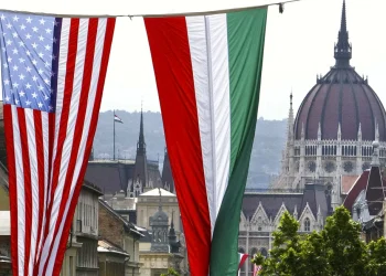 US restricts visa-free travel for Hungarian passport holders because of security concerns