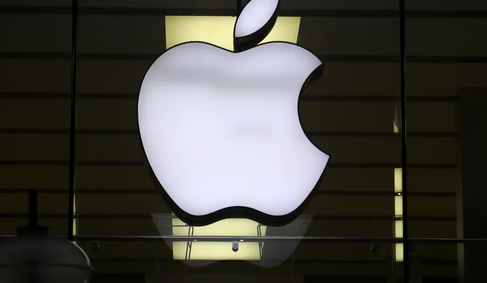 Apple loses about $200 billion in market capitalization on reports of iPhone restrictions in China